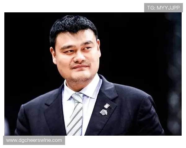 变形篮球姚明:从球场巨星到虚拟世界的传奇转身与新挑战 变形篮球姚明:从球场巨星到虚拟世界的传奇转身与新挑战