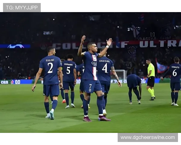 巴黎公布本轮法甲名单登贝莱与K77领衔内维斯法比安因伤缺阵